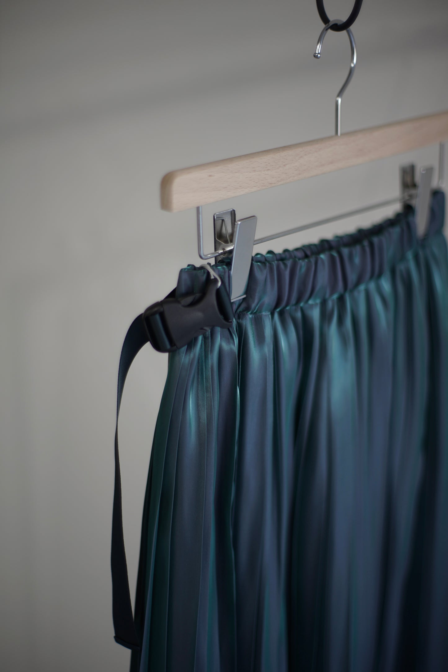 itochi / Aurora cloth double side pleated skirt / emerald