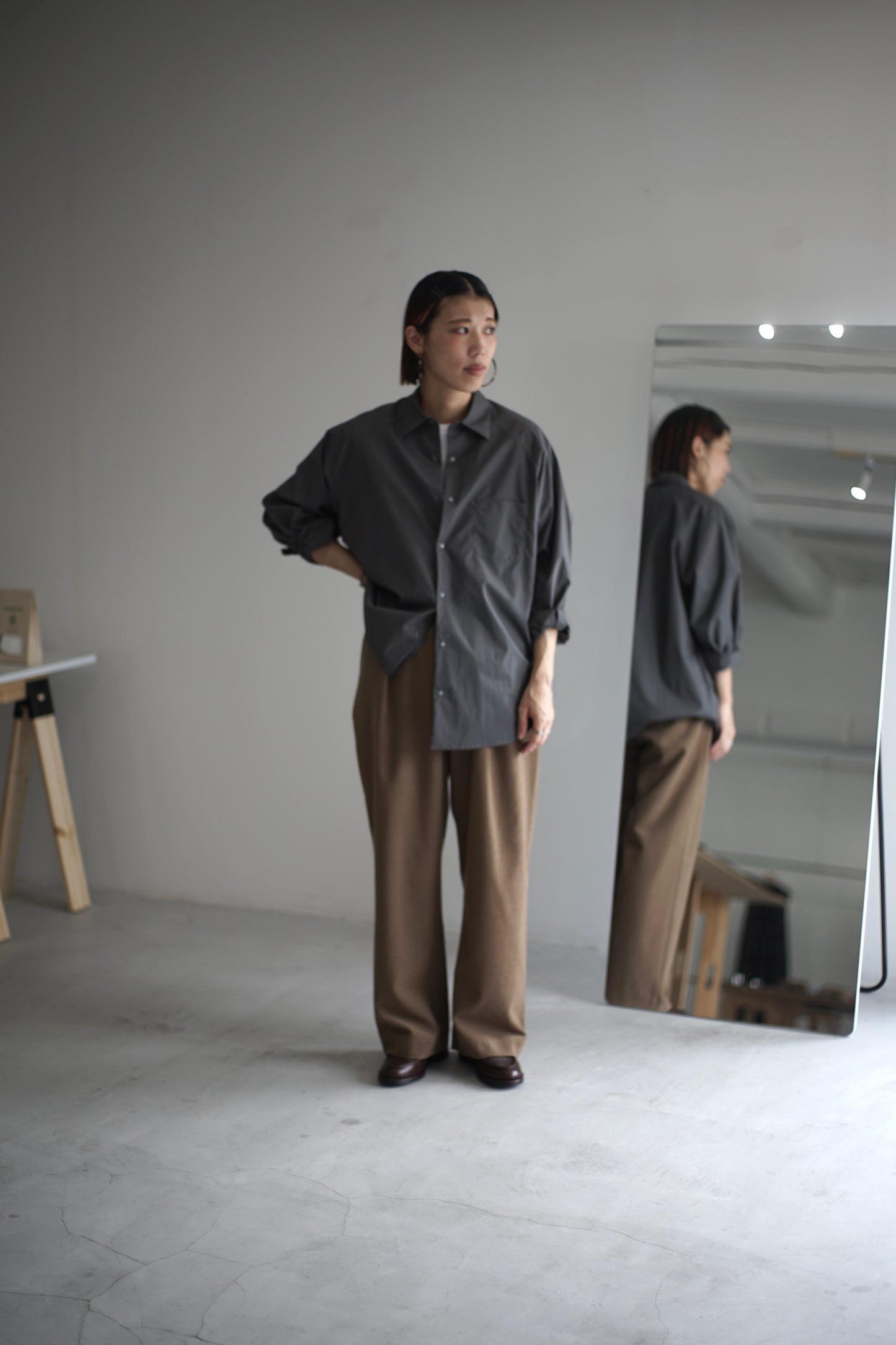 itochi / Wool & Cashmere corduroy tuck slacks