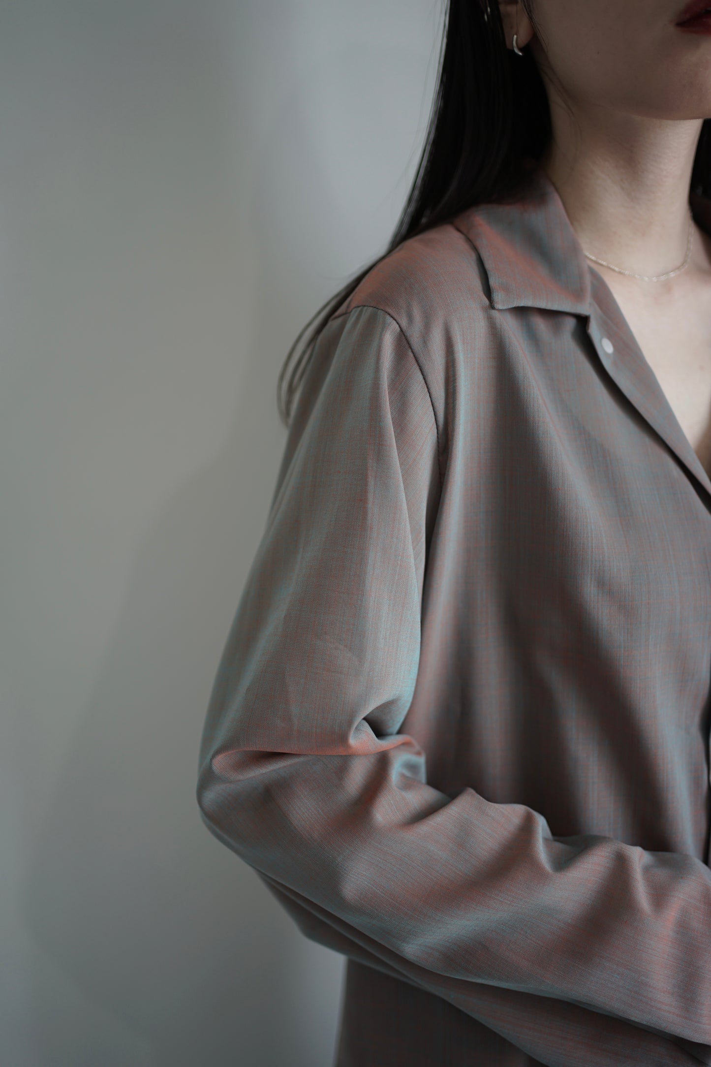 itochi / Sheer wool voile simple shirt