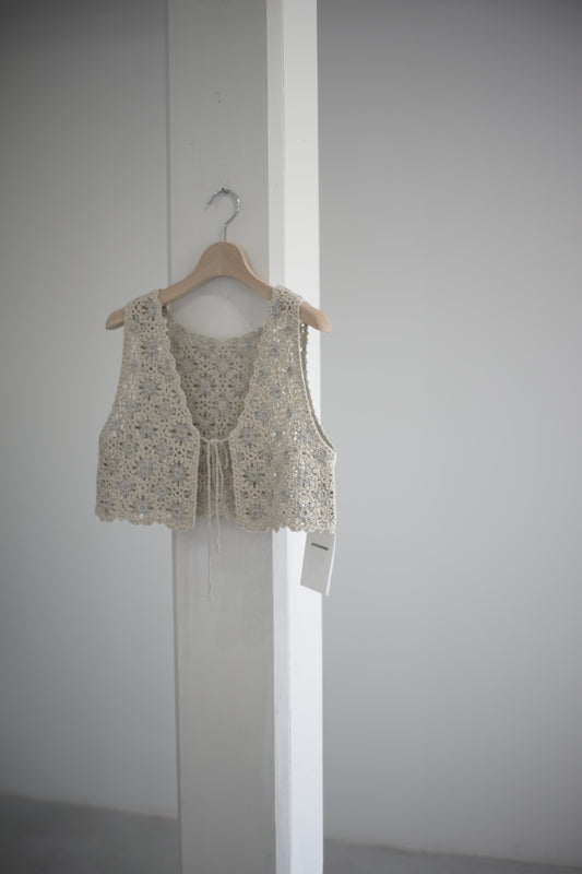 JöICEADDED / Embroidered Knitted Vest
