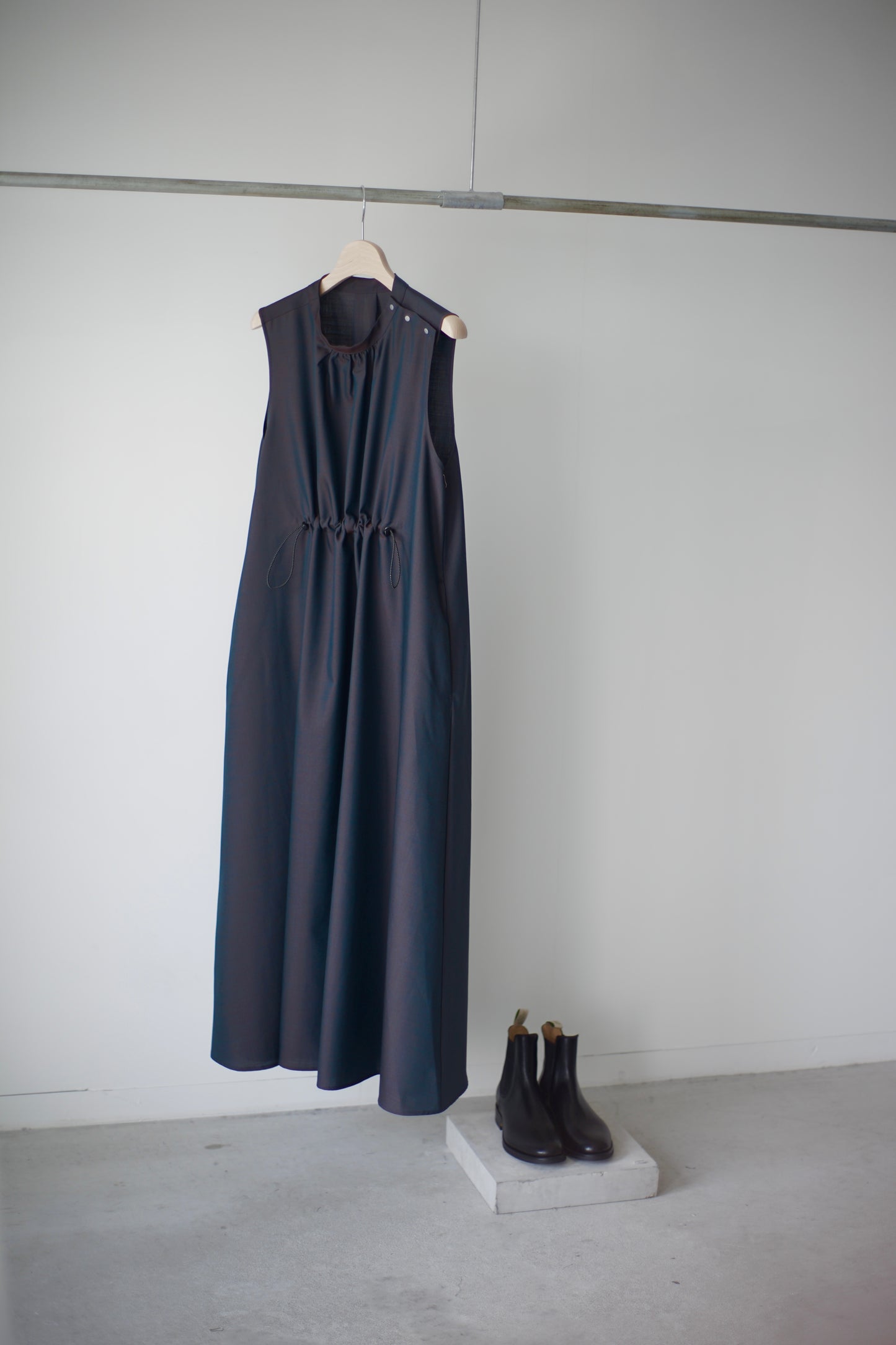 itochi / Wool & Kid mohair Tropical gathered sleeveless dress