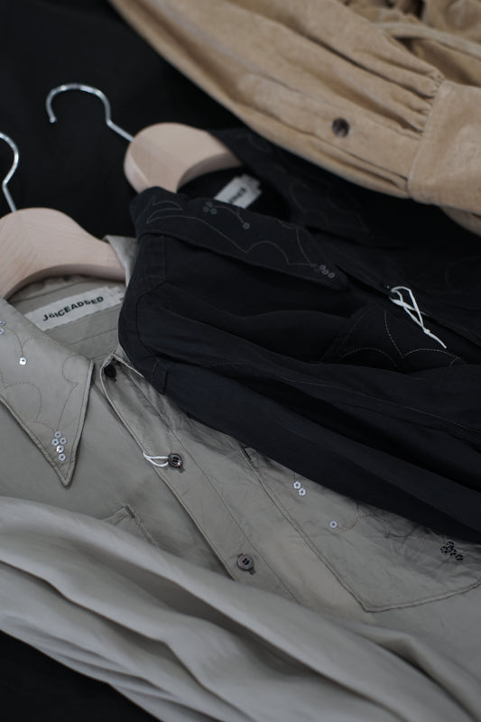 JöICEADDED / Leaves Embroidered Shirt