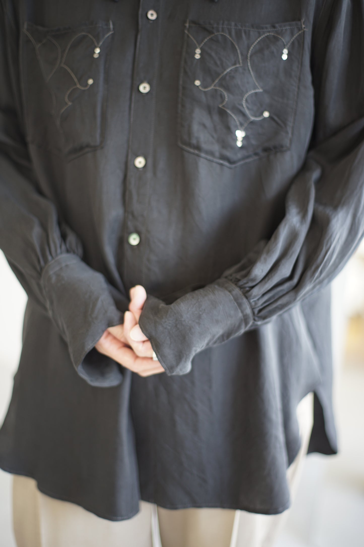 JöICEADDED / Leaves Embroidered Shirt