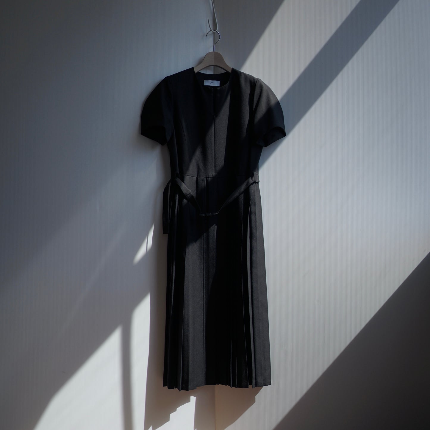 [50%OFF] itochi / Polyester Linon Rounded Shape Pleated Onepiece Dress