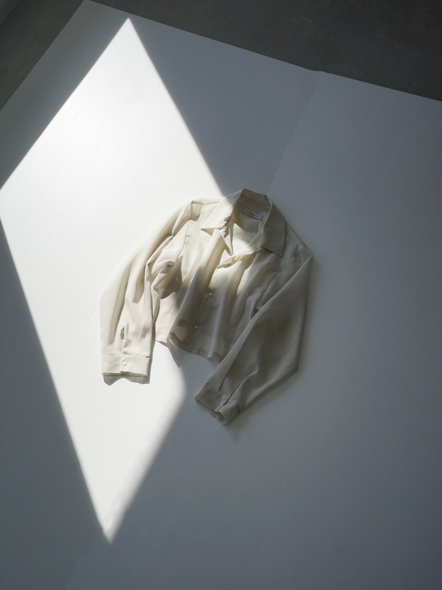 [50%OFF] itochi / 100/2 cotton organdy transparent tuck short shirt