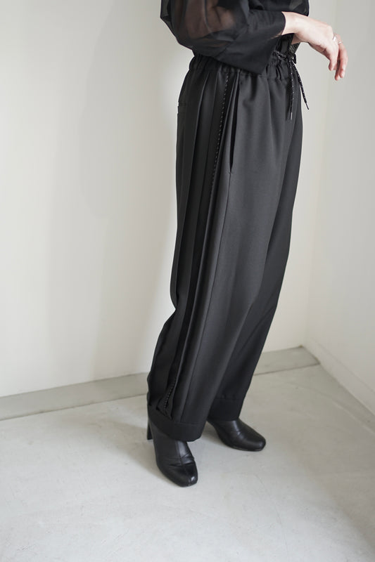 itochi / Polyester Linon pleated track pants