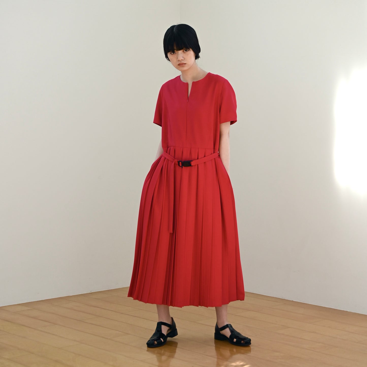 [50%OFF] itochi / Polyester Linon Rounded Shape Pleated Onepiece Dress